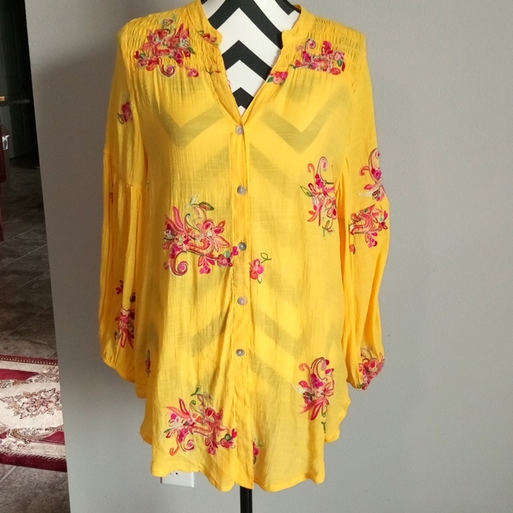 Yellow XL Boho Style Top - Picture 2 of 9